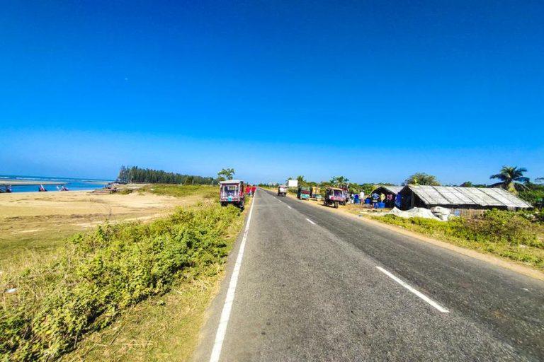 Coastal road north of Cox's Bazar