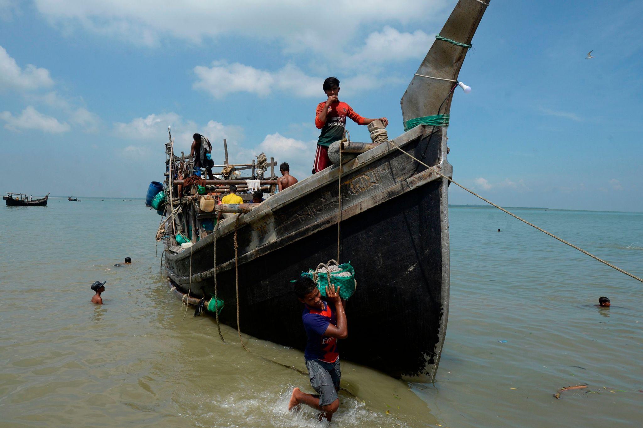 Local fishermen at Baharchara